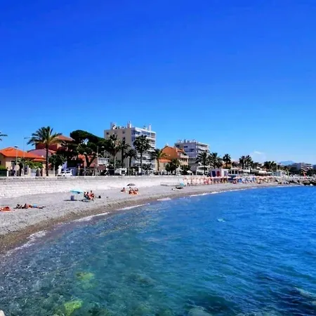 Rêve Azur 6 à Deux Pas De La Parking Wifi * Cagnes-sur-Mer